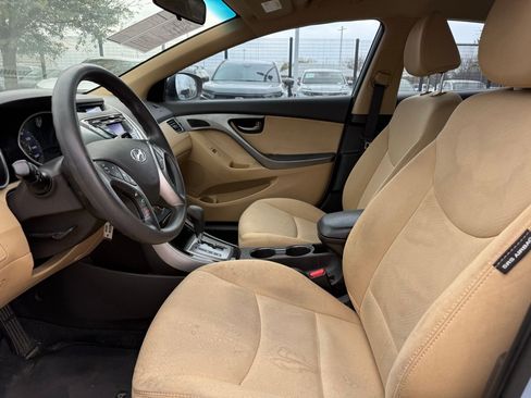 Used 2013 Hyundai Elantra GLS w/ Preferred Pkg image 9