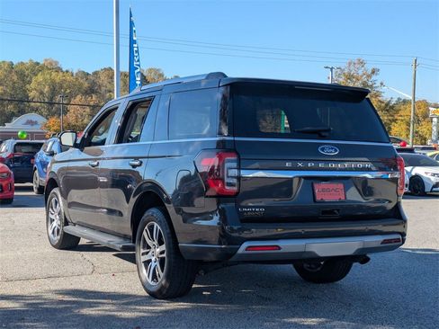 Used 2024 Ford Expedition Limited image 6