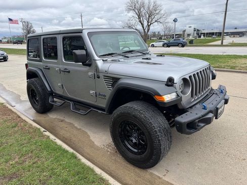 Used 2018 Jeep Wrangler Unlimited Rubicon image 7