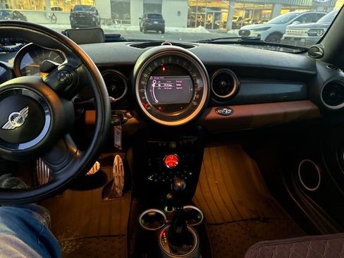 Used 2015 MINI Cooper S image 12