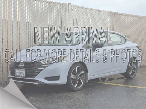 Certified 2025 Nissan Versa SR w/ Trunk Package image 1