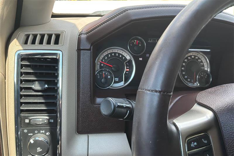 Used 2016 RAM 1500 Laramie w/ Convenience Group RWD image 18