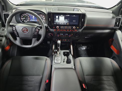 New 2026 Nissan Frontier PRO-4X w/ Pro-4x Convenience Package image 9