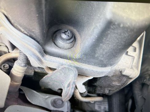 Used 2018 Chevrolet Equinox LS w/ LPO, Cargo Package image 31