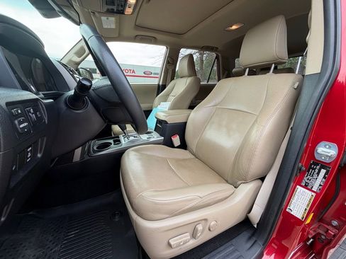 Used 2020 Toyota 4Runner Limited image 5