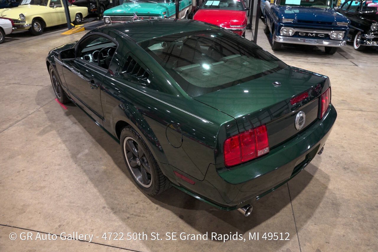 Used 2009 Ford Mustang GT Premium RWD image 16