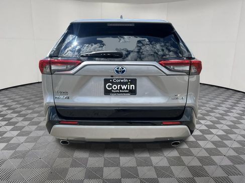 Used 2023 Toyota RAV4 SE AWD/4WD image 7