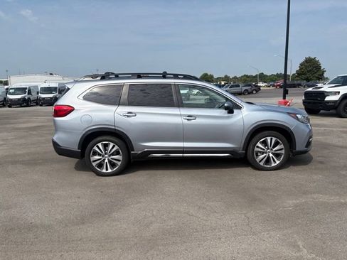 Used 2022 Subaru Ascent Limited w/ Technology Package AWD/4WD image 8