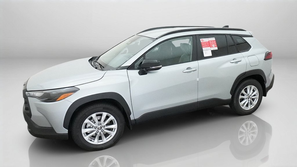 New 2026 Toyota Corolla Cross LE FWD image 5