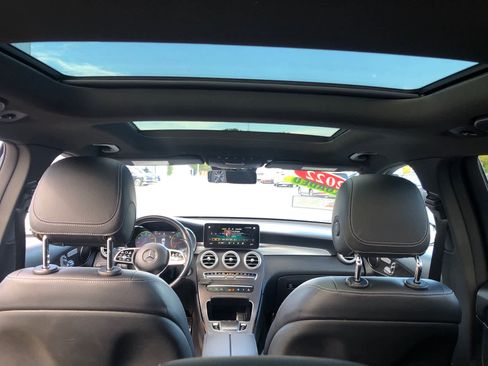 Used 2022 Mercedes-Benz GLC 300 4MATIC image 40