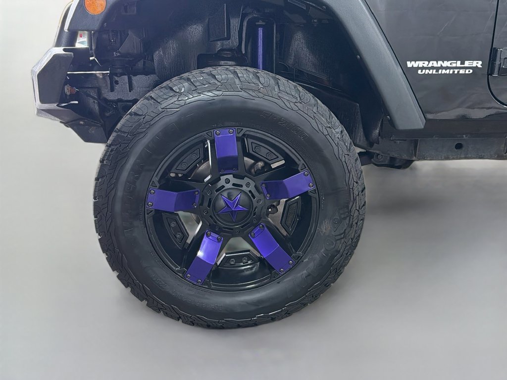 Used 2015 Jeep Wrangler Unlimited Rubicon AWD/4WD image 31