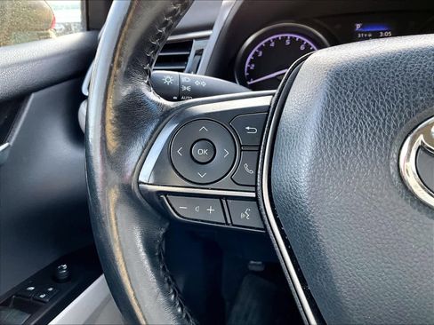 Used 2021 Toyota Camry SE image 23