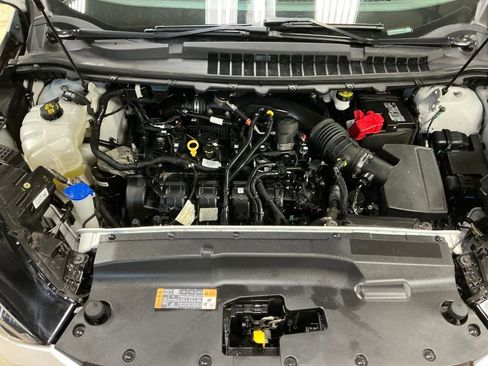 Used 2019 Ford Edge SEL w/ Equipment Group 201A image 3