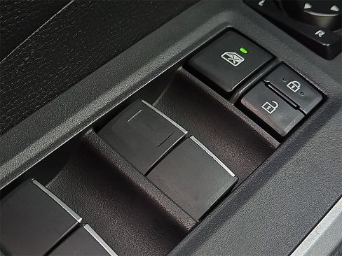 Used 2019 Toyota RAV4 XSE image 16