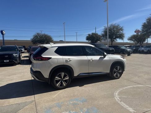 Used 2023 Nissan Rogue Platinum w/ Platinum Premium Package image 3