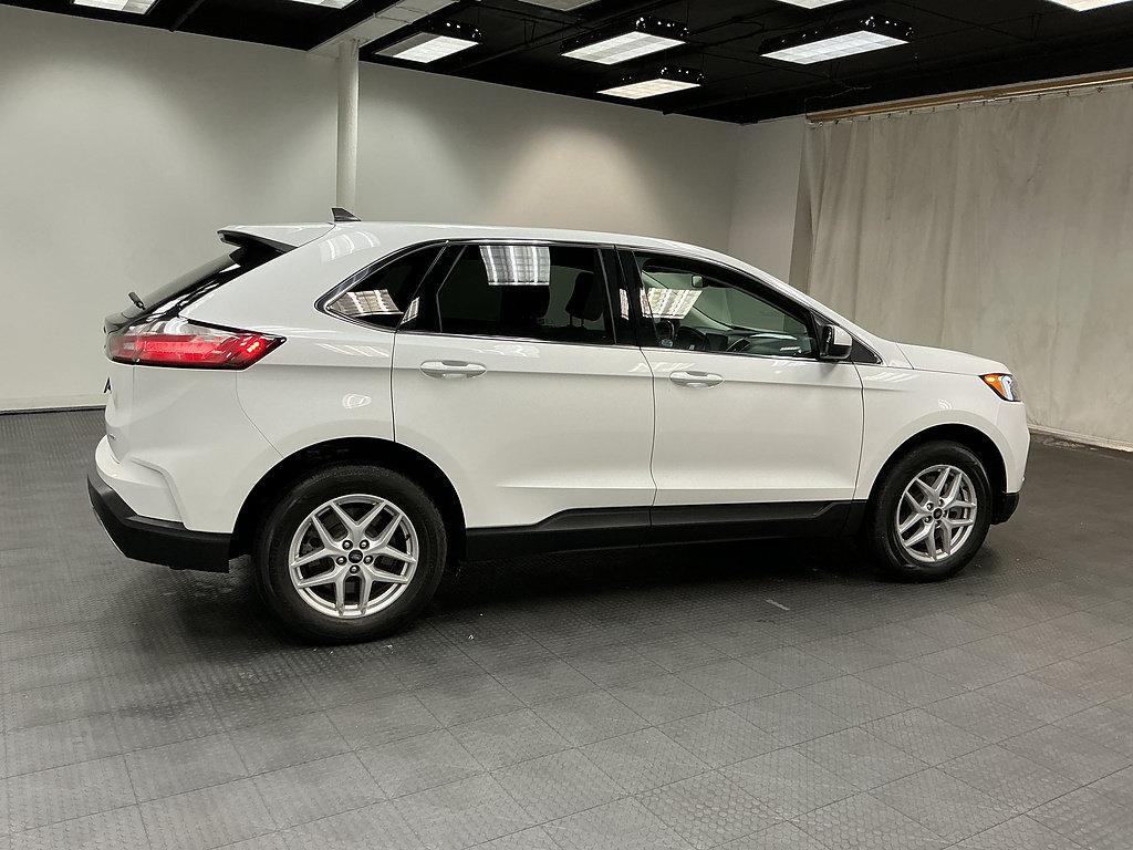 Used 2024 Ford Edge SEL w/ Convenience Package AWD/4WD image 6