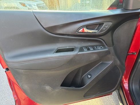 Used 2024 Chevrolet Equinox RS w/ LPO, Floor Liner Package image 19