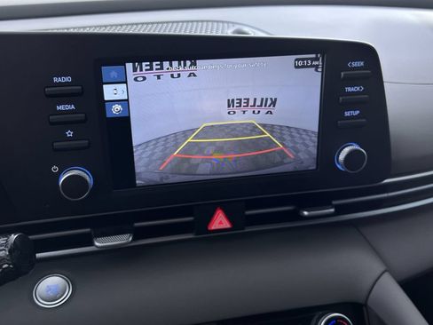 Used 2025 Hyundai Elantra Sport FWD image 19