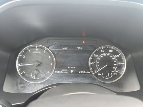 Used 2024 Mitsubishi Outlander SE AWD/4WD image 14
