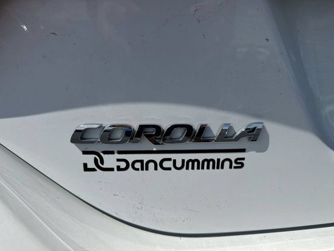 Used 2015 Toyota Corolla L FWD image 24