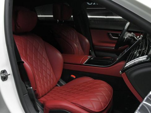 Used 2022 Mercedes-Benz S 580 4MATIC Sedan image 40