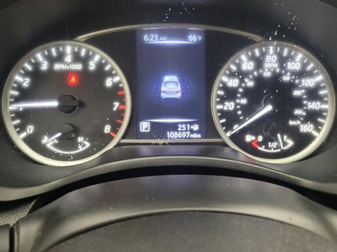 Used 2016 Nissan Sentra SV FWD image 23