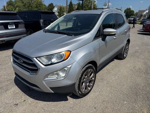 Used 2018 Ford EcoSport Titanium w/ Titanium Cold Weather Package AWD/4WD image 2