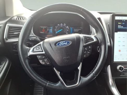 Certified 2024 Ford Edge Titanium AWD/4WD image 16