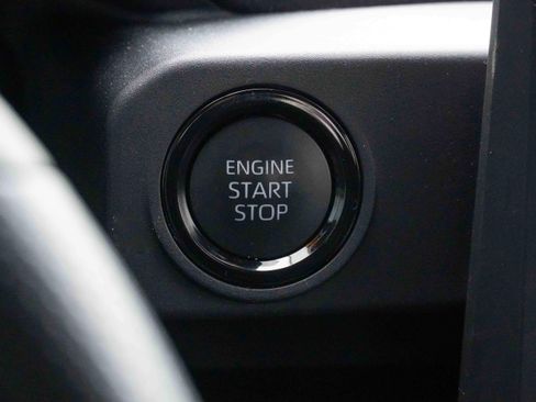 Used 2024 Toyota Tacoma SR5 image 18