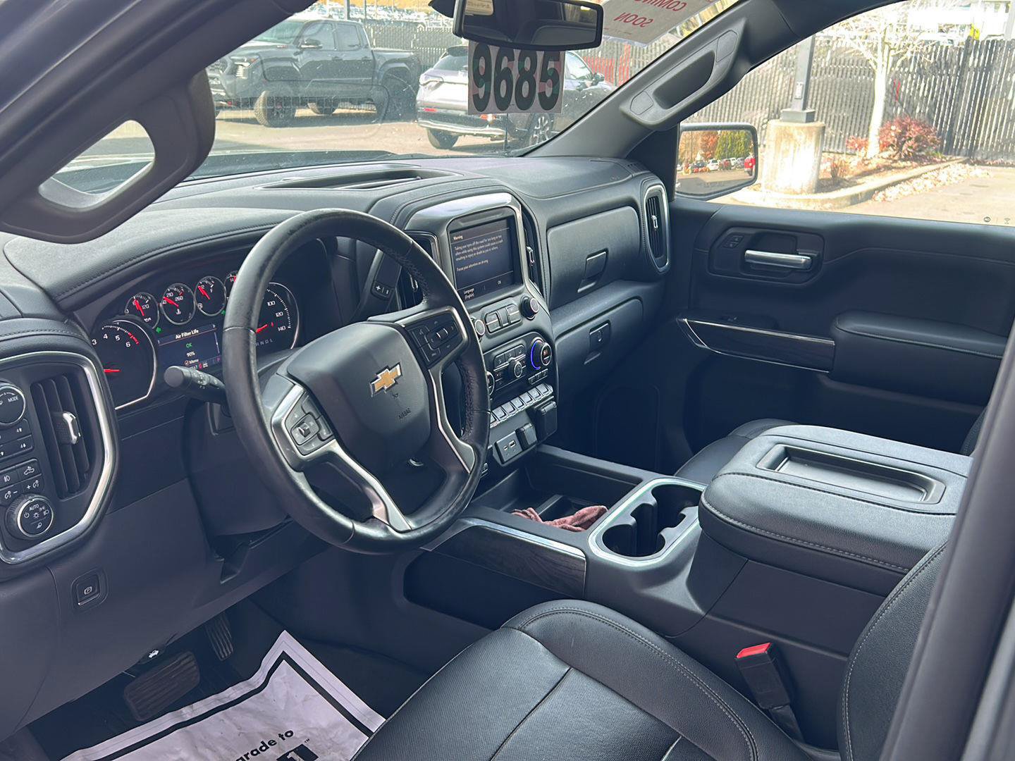 Used 2021 Chevrolet Silverado 1500 LTZ AWD/4WD image 8