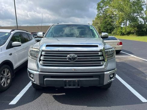 Used 2018 Toyota Tundra Limited w/ Limited Premium Package AWD/4WD image 2