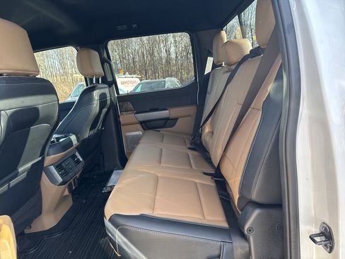 Certified 2023 Ford F450 Lariat w/ Chrome Package image 10