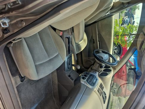 Used 2003 Nissan Altima 3.5 SE FWD image 5