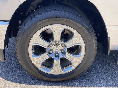 Used 2022 RAM 1500 Big Horn RWD image 11