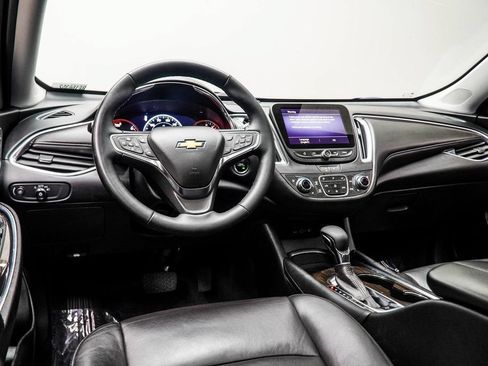 Used 2024 Chevrolet Malibu LT FWD image 5