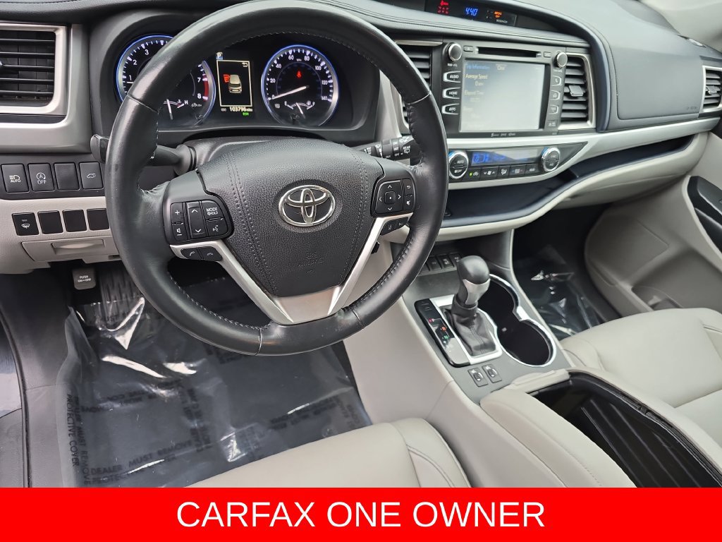 Used 2017 Toyota Highlander XLE AWD/4WD image 17