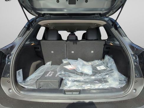 New 2026 Nissan Kicks SR FWD image 15