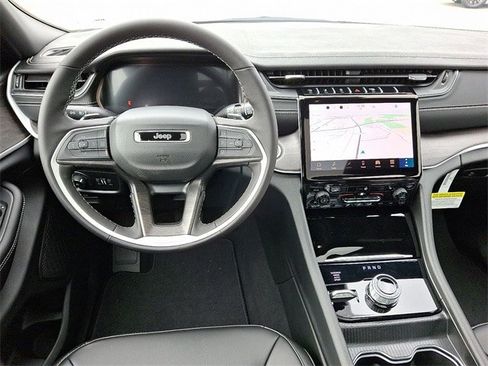 New 2025 Jeep Grand Cherokee Limited w/ Trailer Tow Package image 7