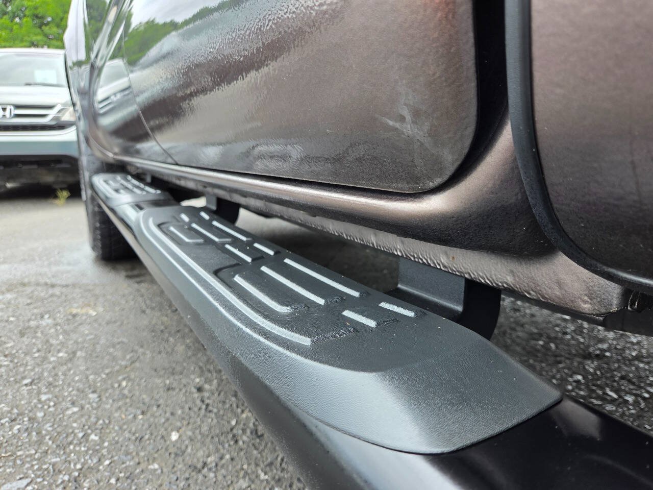 Used 2019 Toyota Tacoma SR AWD/4WD image 12