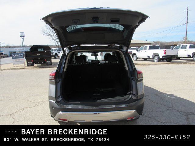 Used 2021 Nissan Rogue Platinum FWD image 9