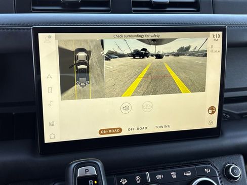 Used 2023 Land Rover Defender 110 V8 image 16