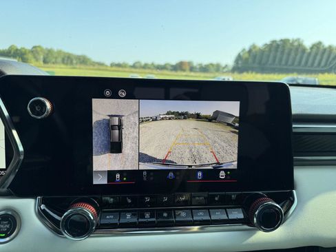 Certified 2023 GMC Canyon AT4X w/ Edition 1 image 16