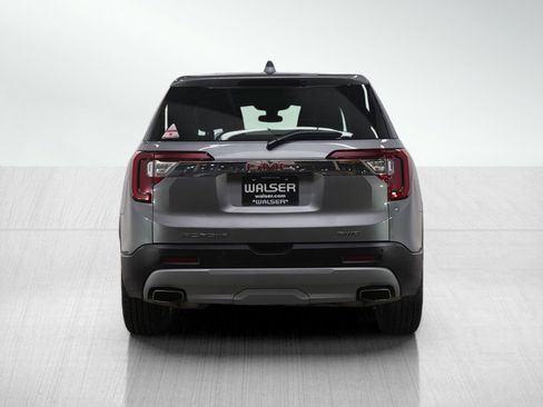 Used 2023 GMC Acadia SLE image 5