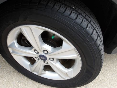Used 2016 Ford Escape SE AWD/4WD image 41
