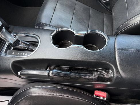 Used 2017 Ford Mustang GT Premium RWD image 35