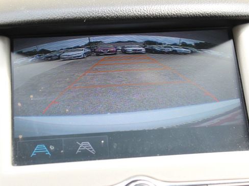 Used 2017 Chevrolet Cruze LS image 27