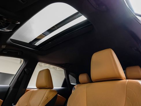 Used 2023 Lexus RX 350 Premium Plus w/ Accessory Package (Z1) image 5