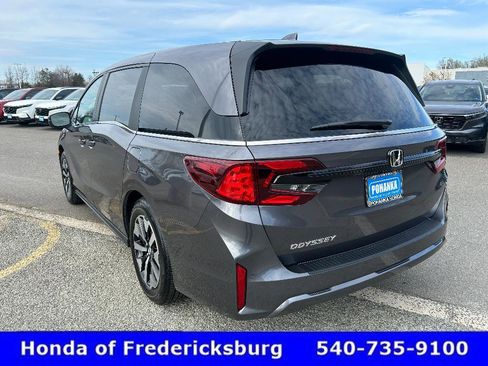 Used 2026 Honda Odyssey EX-L image 4