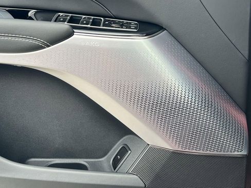 New 2026 Cadillac Lyriq V AWD/4WD image 24