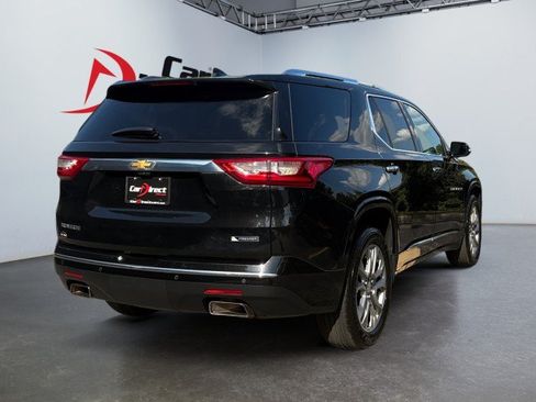 Used 2018 Chevrolet Traverse Premier w/ Driver Confidence II Package FWD image 5